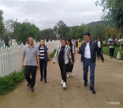 云南省文旅厅副厅长王江红调研红河州旅游景区创建和重点文旅项目建设工作