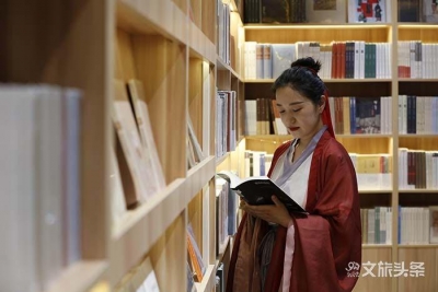 了解1941-1949年的丽江！8月29日，相约丽江三联韬奋书店！
