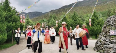 体验东巴婚礼、骑行茶马古道，到丽江东巴谷做一次纯正的纳西人！