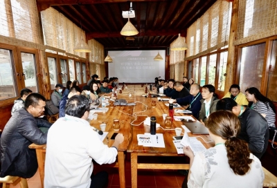 云南省旅行社协会研学旅行委员会召开第一次研讨会和研学旅行委员会年会