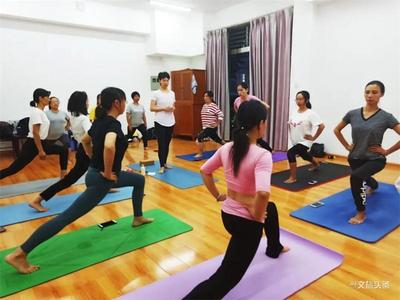 玉溪市文化馆第五期成人公益培训班开班