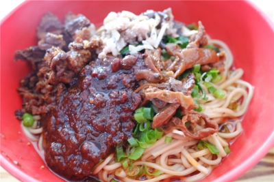 【美食】品尝宁洱味道，从一碗卤面开始！