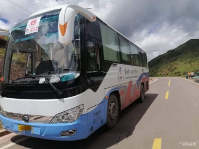 提升“云南旅汽”品牌形象 丽江云旅大巴跨省为千余人员服务