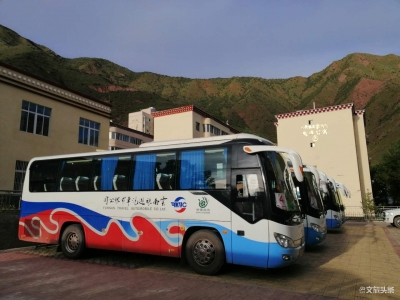 提升“云南旅汽”品牌形象 丽江云旅大巴跨省为千余人员服务