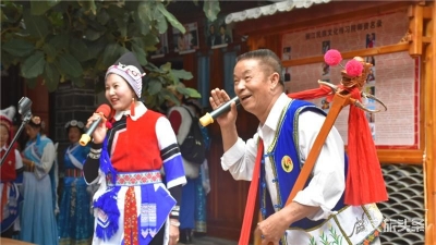 如期赴约，去丽江古城接风楼看民族民间歌舞乐展演！