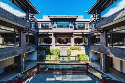 【在大理遇见最美半山酒店】与花鸟为邻的新中式美宿——六合云燕