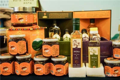 云南维西原生态农产品  亮相上海宝山区展销会