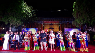 对酒当歌共赏月 普洱景东中秋祭月别有风味！