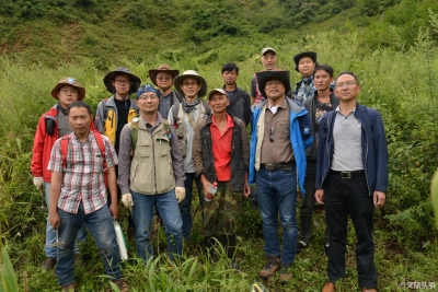中国科学院古脊椎动物与古人类研究所到丽江开展考察工作