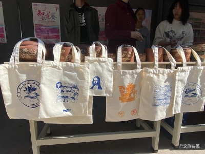 云南旅游职业学院学生线上线下大展职业技能