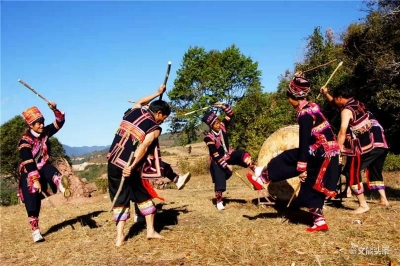 【红河非遗】跳起哈尼族“地鼓舞”，预祝来年五谷丰登、六畜兴旺