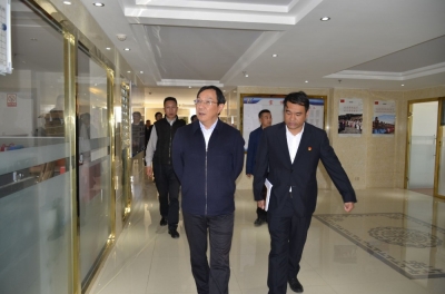 丽江市委常委、组织部长冯玉祥赴一卡通公司 调研国企基层党建工作
