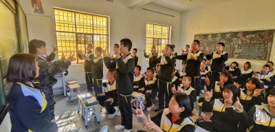 重读 重解 重用”西畴精神丨三中：孩子们的加油站