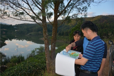 普洱市文化和旅游局深入哈布孔村走访调研