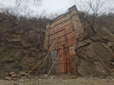 擅自利用京张铁路山洞文物置景 摄制组被责令整改
