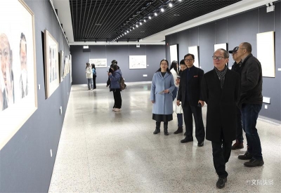 玉溪市举办2020年繁荣美术作品创作暨美术人才培训交流活动