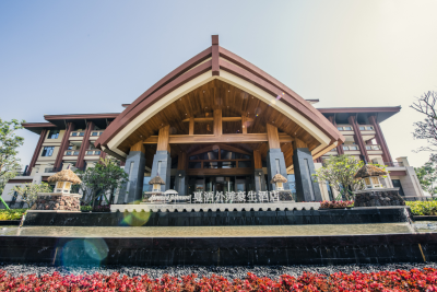 戛洒特色旅游小镇添新贵 戛洒外滩豪生酒店启幕迎宾