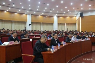 玉溪市级宣传思想文化系统学习贯彻党的十九届五中全会精神宣讲会举行