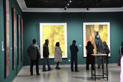 “云巅炼彩•玉溪画家群美术作品展”在玉溪师范学院美术馆开展