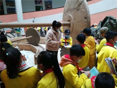 7000名中小学师生走进红河州博物馆 探寻家乡文化