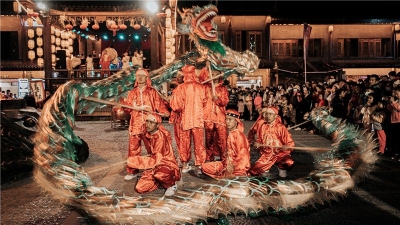 霓裳汉服炫目巡游，茶马古城“国风大潮”点亮2021！