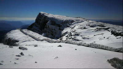 登高迎新祈福 我要去轿子雪山！