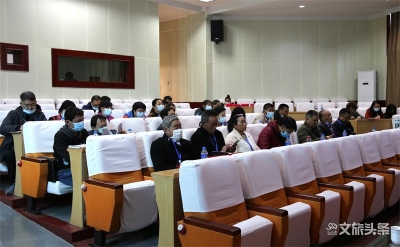 玉溪市召开创建“中华诗词之市”和 “中国最佳楹联文化城市”工作推进会