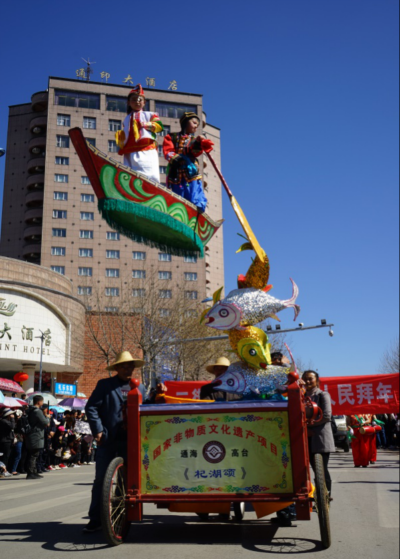 视频直播家乡年 | 玉溪通海高台、高跷舞狮吸引4万名观众云上品年味儿