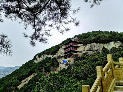 因森林防火天龙山景区暂不对外开放，公众可线上游览