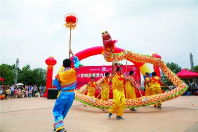 神秘龙崇拜 : 呈贡“板凳龙”