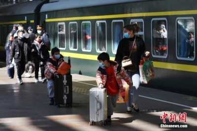 16日铁路、公路、水路、民航共发送旅客1787.3万人次