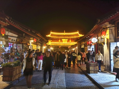 文旅活动丰富多彩 春节长假103.28万人次游保山 