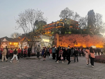丽江旅游业强势复苏