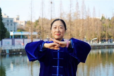共谋太极文化与云南健康旅游目的地发展  ——访杨露禅太极王兰亭支脉“148太极”嫡传弟子仇学琴