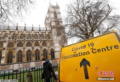变异病毒在美肆虐确诊连续增长 英欲试行“疫苗护照”
