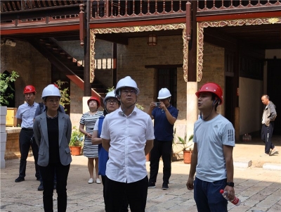 何民到个旧市检查文物保护单位工程建设及安全生产工作