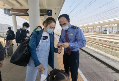 清明假期 云南铁路共发送旅客87.9万人次