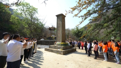 “重走长征路”红色主题教育迎来首批学员