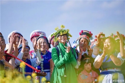专访丨在大地上起舞！杨丽萍《春牛图》诠释蓬勃生命力