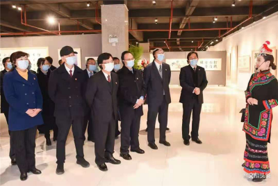 楚雄技师学院师生30件作品入选楚雄州“全面从严治党特色文化展”