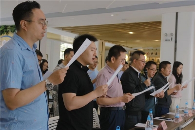 云南各级团组织开展“世界读书日·一起读党史”活动