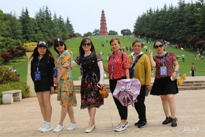 玉溪市“花红五月，乐游玉溪”旅游系列活动迎来首批团队游客