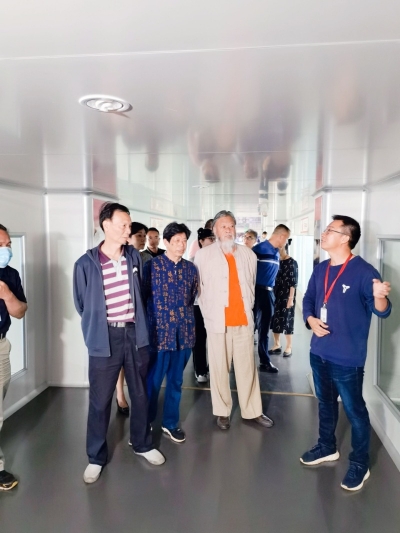 墨香进厂 粽香更甚