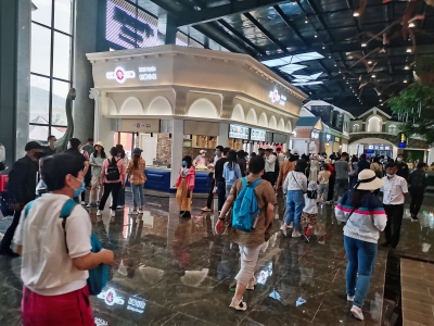 云南高速公路服务区藏着旅程里的“诗和远方”