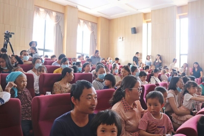 “和孩子一起读诗”分享会在大理州图书馆成功举办