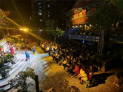 座无虚席！《钱南园》《闻一多》在个旧云庙庭院剧场演出备受好评