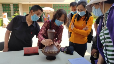 5.18国际博物馆日 昆明市五华区博物总馆开展鉴宝活动