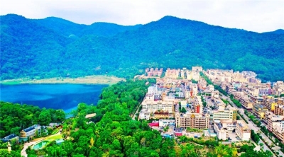 龙潭之畔的美丽精灵，省级旅游名镇“勐梭”！  