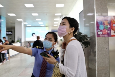 “五一”首日云南铁路发送旅客35.6万人次