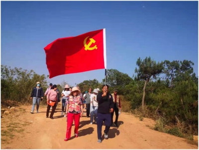 云南省京剧院离退休党员赴曲靖红色革命教育基地开展学习活动